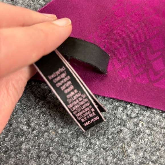 VICTORIA’S SECRET Women’s Purple/pink Lined Perfect Coverage size: 36C - Picture 7 of 7